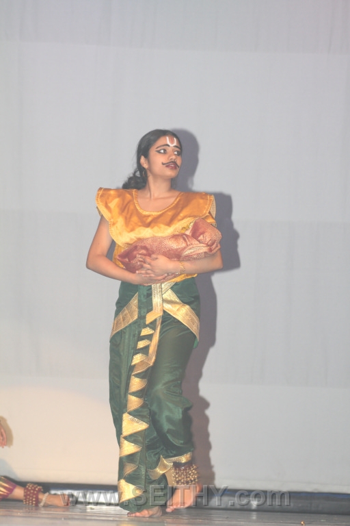 LORDKRISHNA-TORONTO300313SEITHY (151)